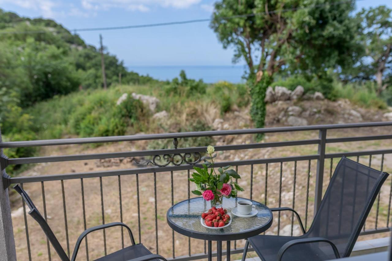 Villa Montenegrina Petrovac Luaran gambar